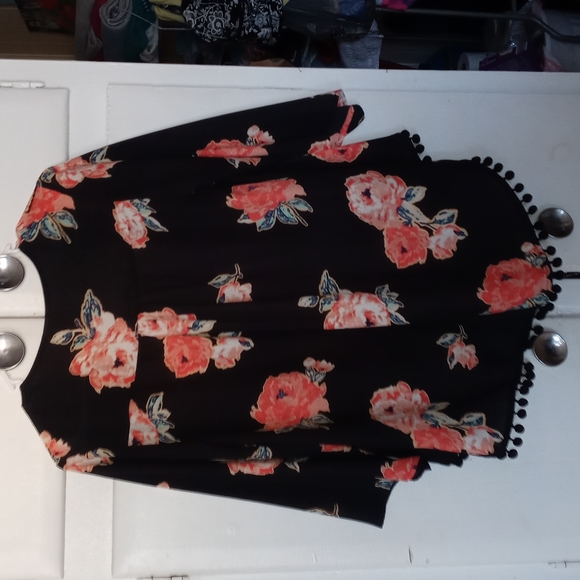 Casual lightweight cover up - Picture 7 of 8